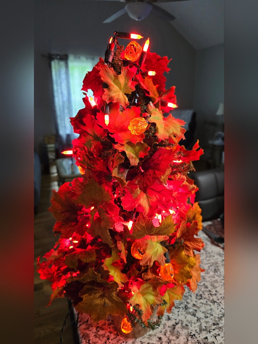 23" Fall Faux Tree Decor with Leaves & Pumpkin Lights